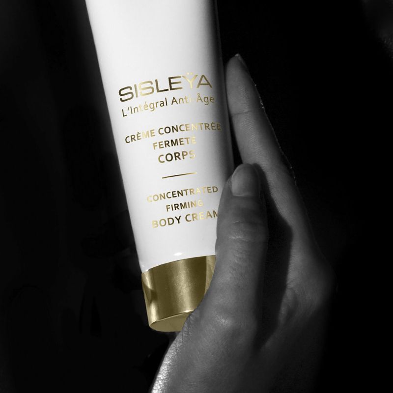 Sisley Sisleÿa L'Integral Anti-Age Concentrated Firming Body Cream